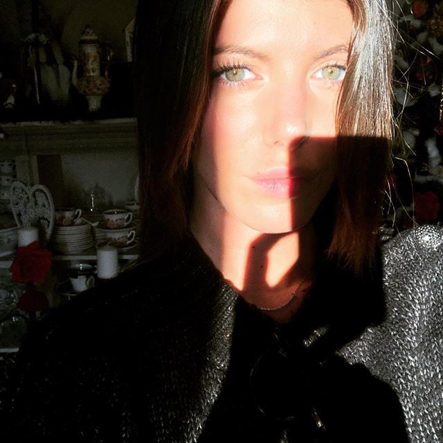 Ma di troie ce ne son tante...? e di donne...?
 #101843378