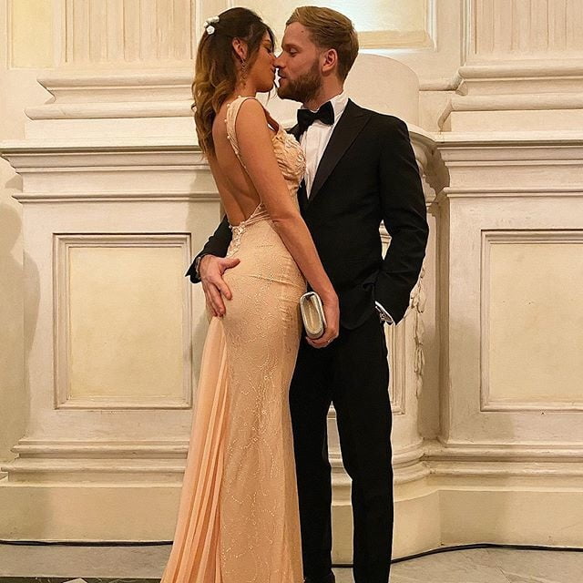 Ma di troie ce ne son tante...? e di donne...?
 #101843380