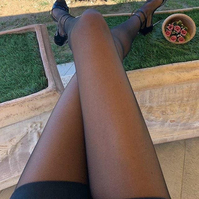 Ma di troie ce ne son tante...? e di donne...?
 #101843557