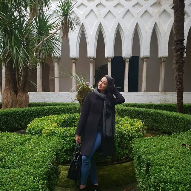 Ma di troie ce ne son tante...? e di donne...?
 #101843854