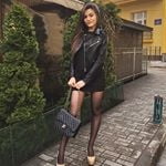 Ma di troie ce ne son tante...? e di donne...?
 #101843900