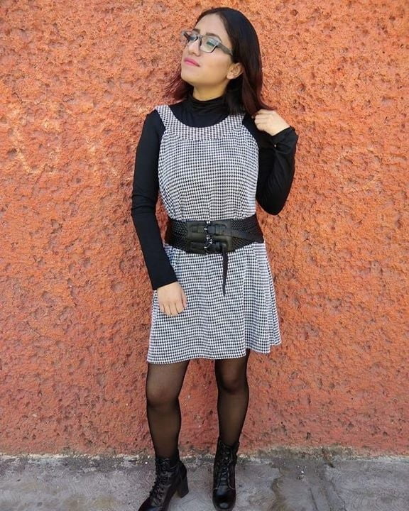 Ma di troie ce ne son tante...? e di donne...?
 #101844027