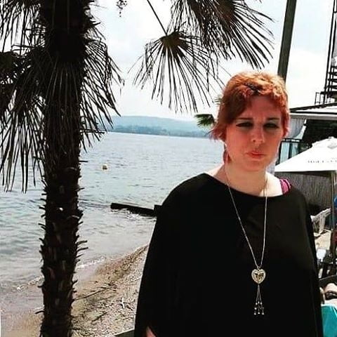 Ma di troie ce ne son tante...? e di donne...?
 #101844040