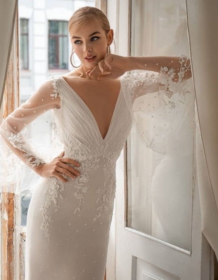 Ma di troie ce ne son tante...? e di donne...?
 #101844126