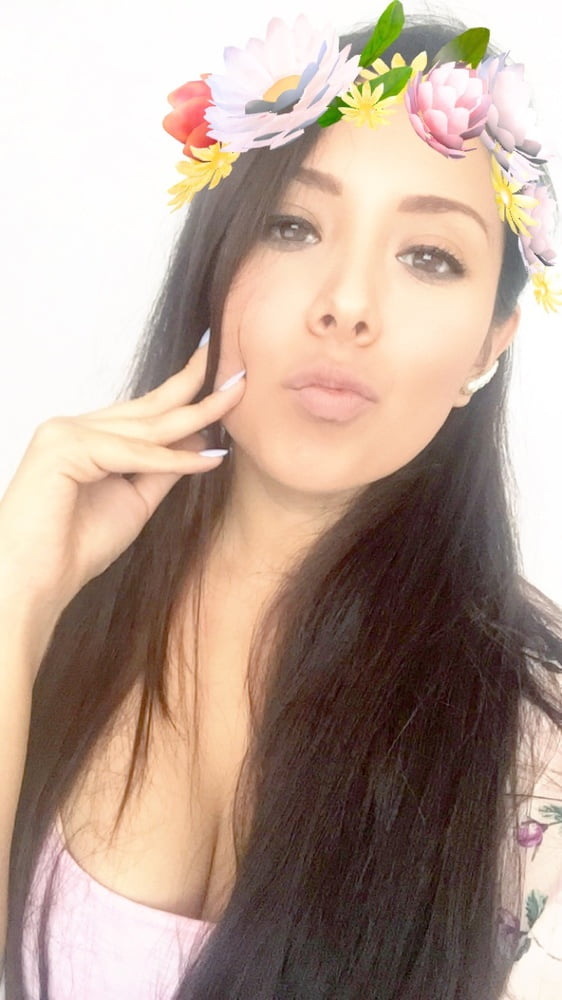 Vanessa, Peru (Vol.6) #104038685