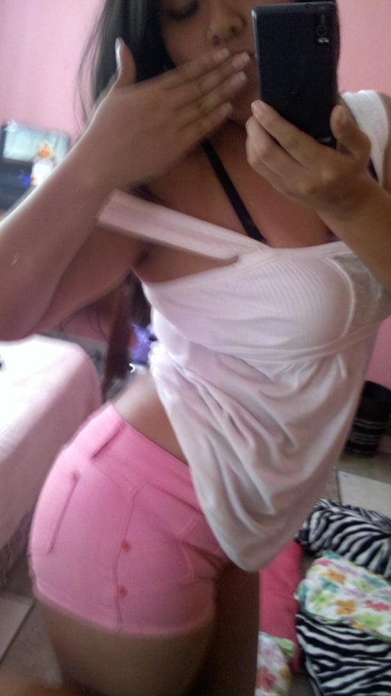 Vanessa, Peru (Vol.6) #104038759