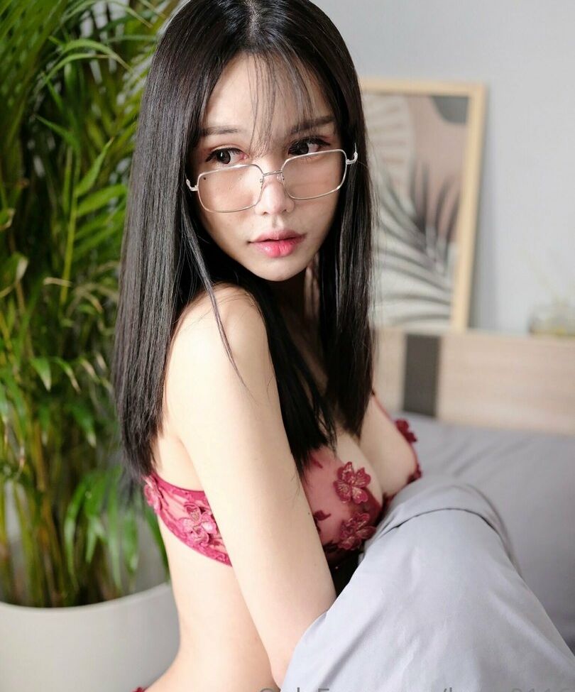 Benz Sang desnuda #108492179