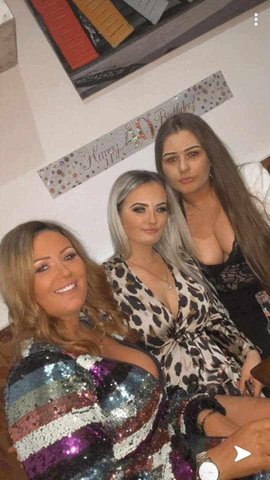 Estúpidas putas chavas pt.26
 #103298363