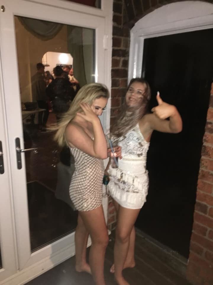 Estúpidas putas chavas pt.26
 #103298378