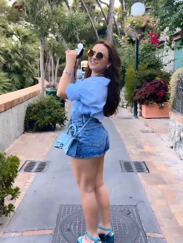 Larissa Manoela nackt #107928219