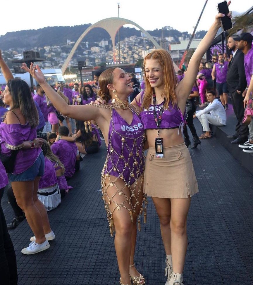 Larissa Manoela nackt #107928324