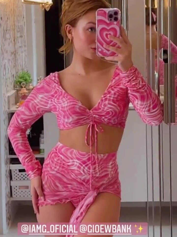 Larissa Manoela nackt #107928480