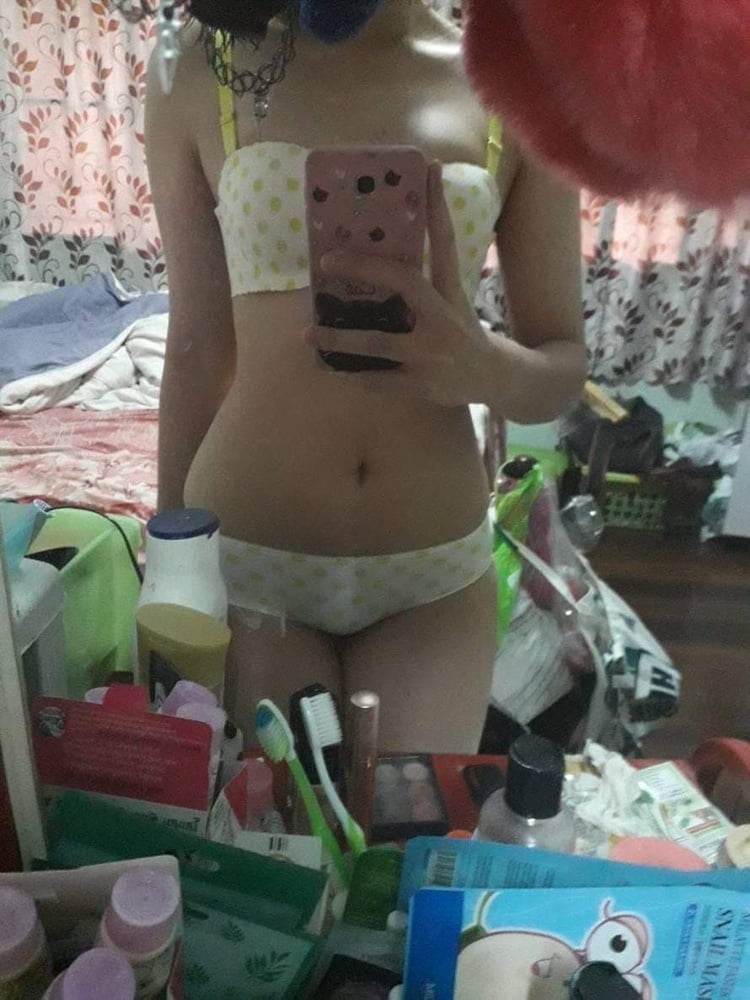 18YO BANGKOK GIRL #80300875