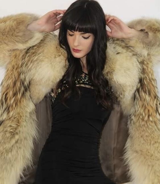 woman in fur coat 27 #89915812
