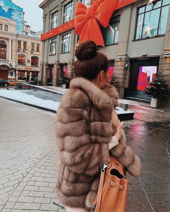 woman in fur coat 27 #89915836