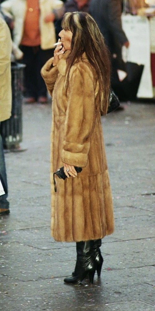 woman in fur coat 27 #89915855