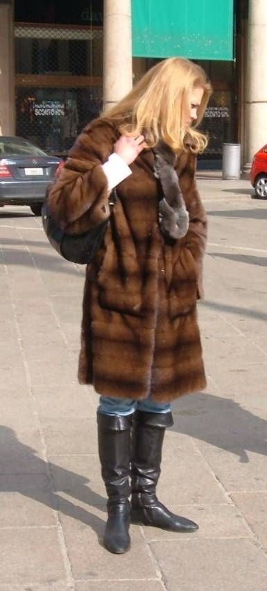 woman in fur coat 27 #89915878