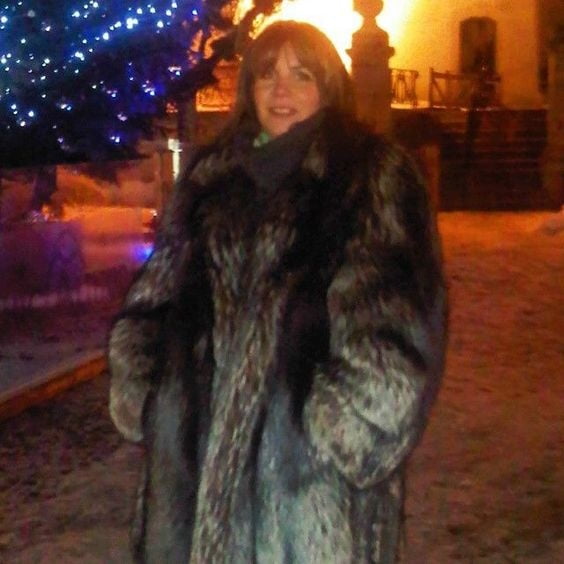 woman in fur coat 27 #89915957