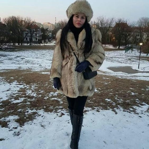 woman in fur coat 27 #89915981