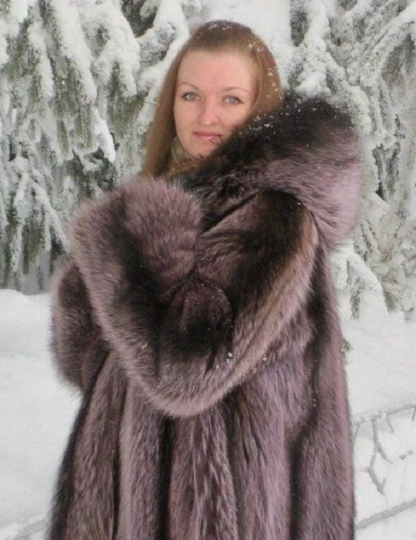 woman in fur coat 27 #89916413