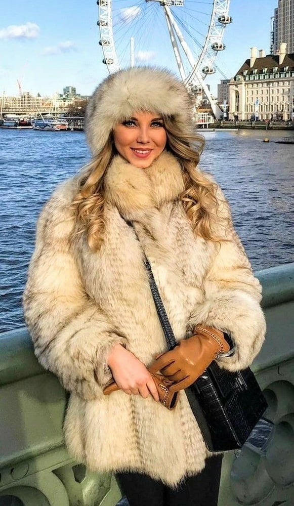 woman in fur coat 27 #89916574