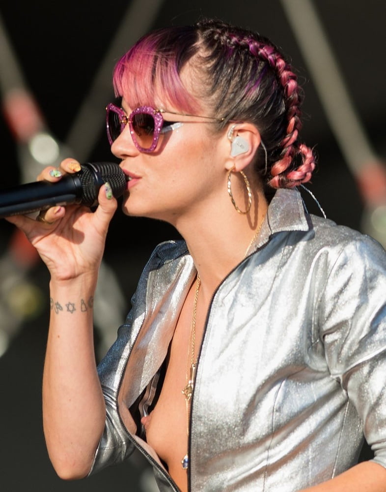 Lily Allen Great Nipple Slip Collection #95449180