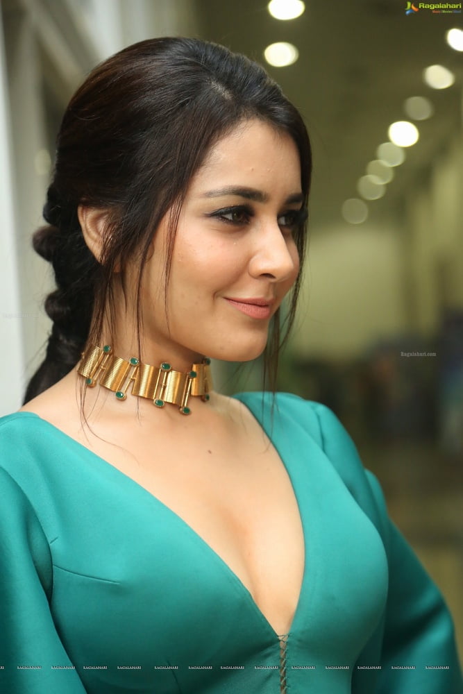 Raashi Khanna #93785307