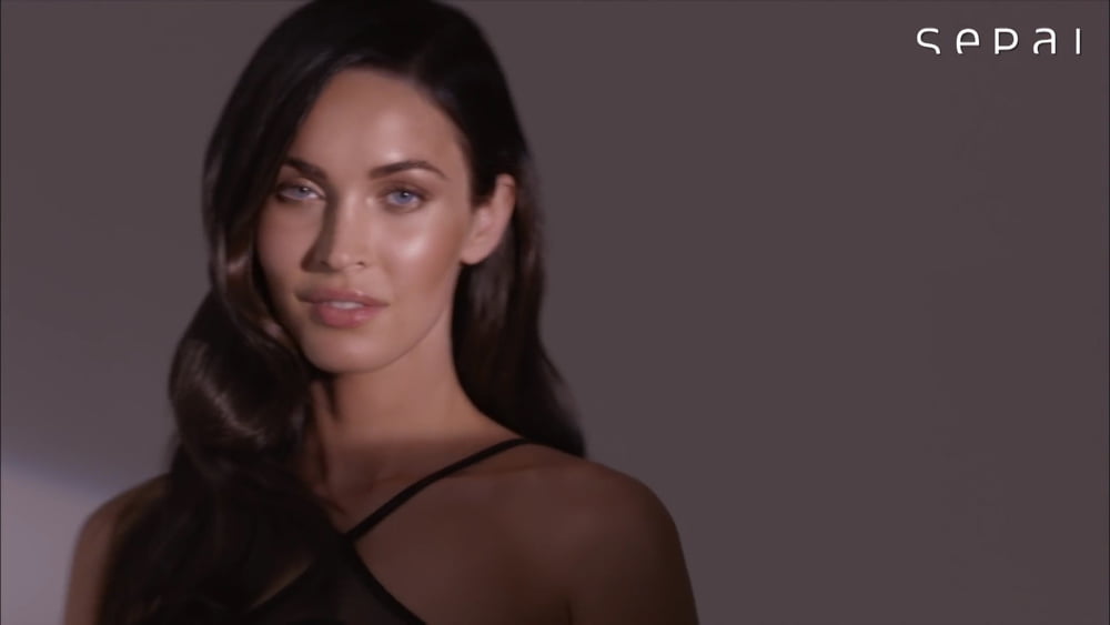 ¡Megan fox es mi tarta de chocolate con mantequilla de cacahuete y kool-aide!
 #91968472