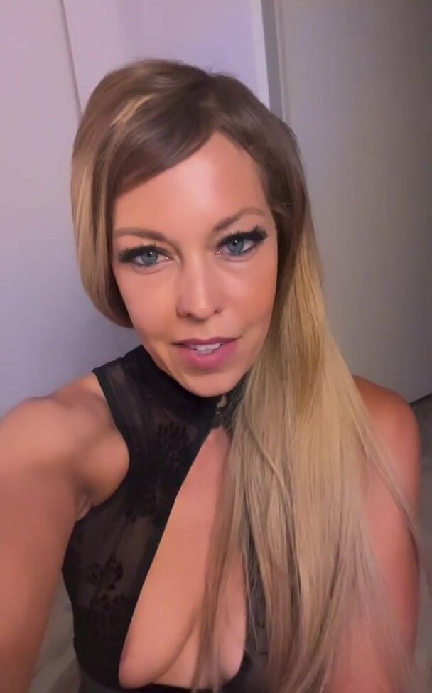 Linda Krieger Mock nackt #109627324