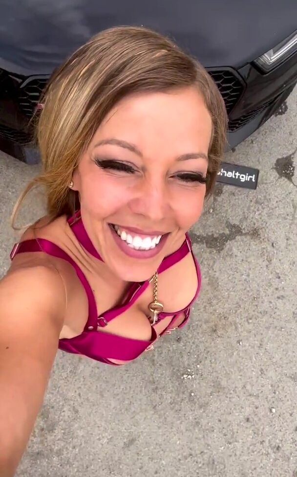 Linda Krieger Mock nackt #109627343