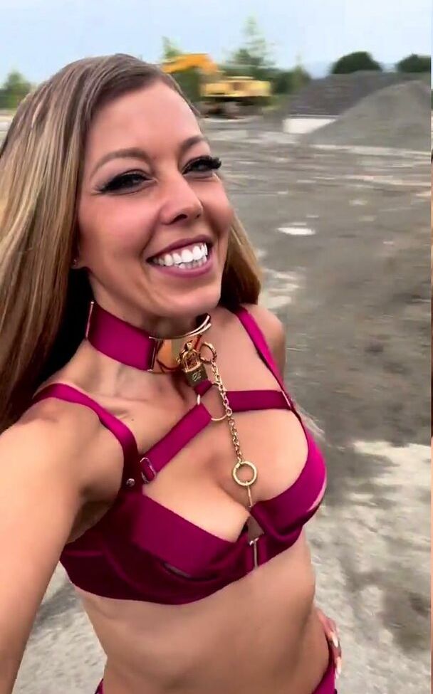 Linda Krieger Mock nackt #109627347