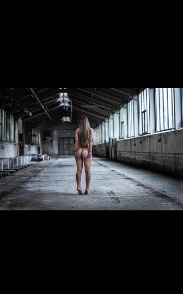 Linda Krieger Mock nackt #109627413