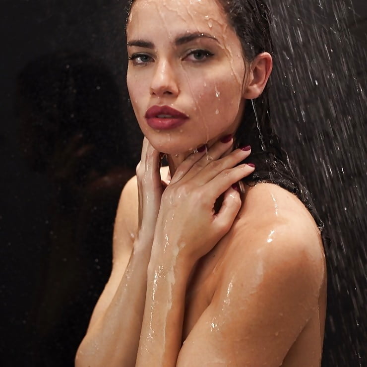 Adriana Lima - Hot Brazilian Model #105436593