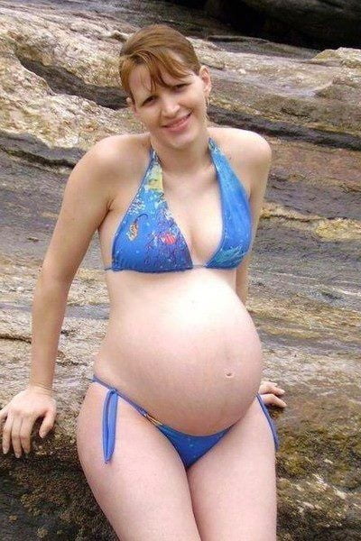 Enorme vientre y tetas embarazadas
 #79920803