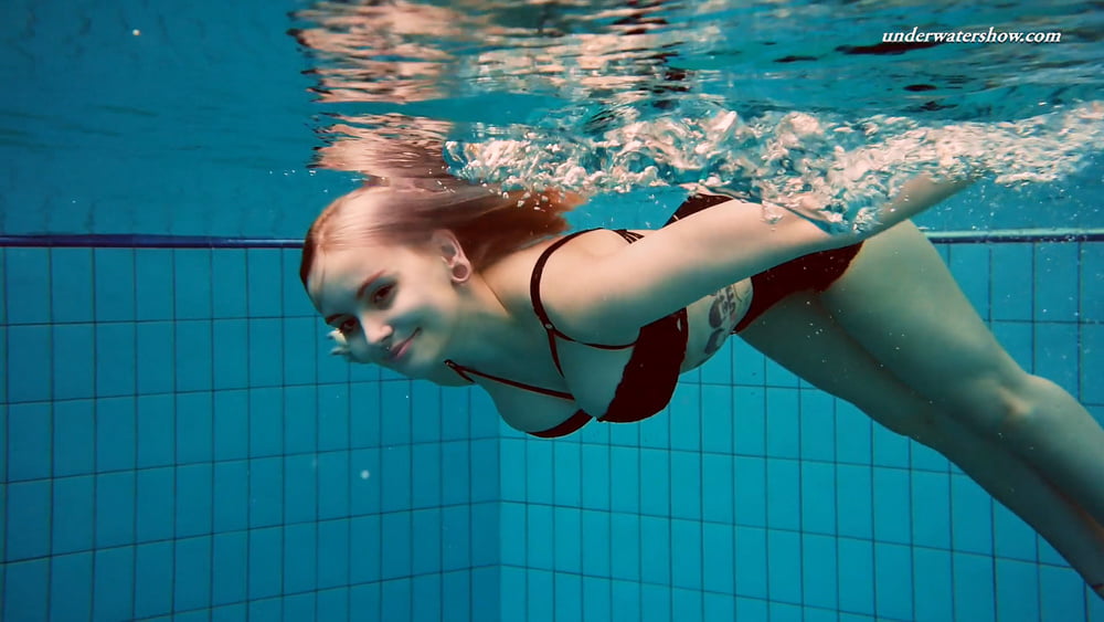 Dashka 1 underwatershow
 #106758095