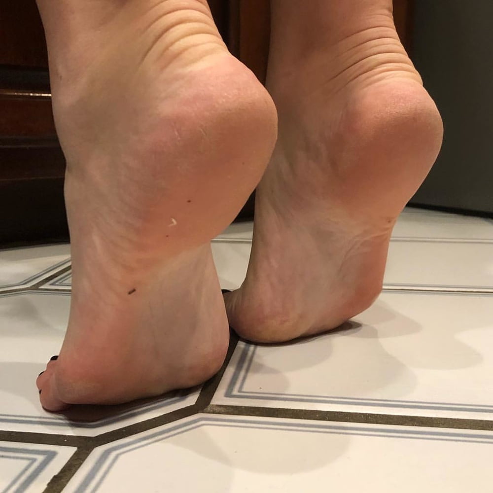 Piedi da sborra 14 #89895623