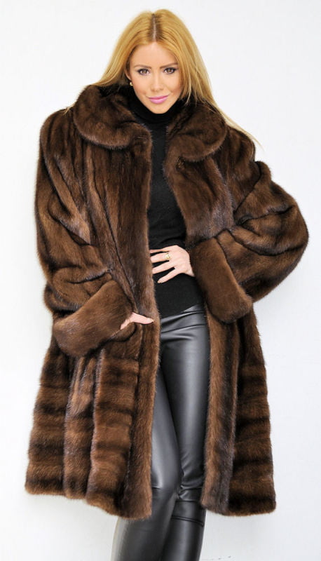 Sexy Fur Models #102848258