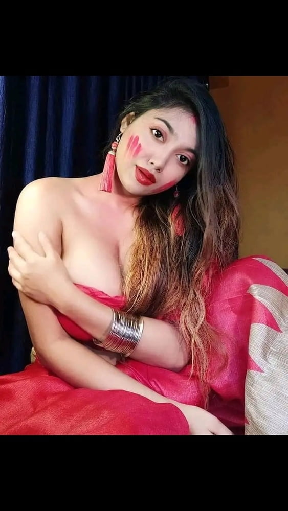 Tetas grandes puta india bengalí
 #87531686