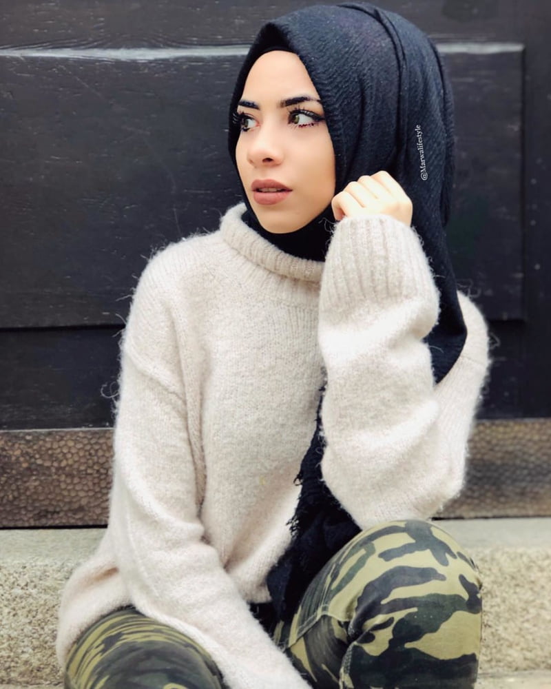 Sexy syrienne instagram hijab dame
 #79722699