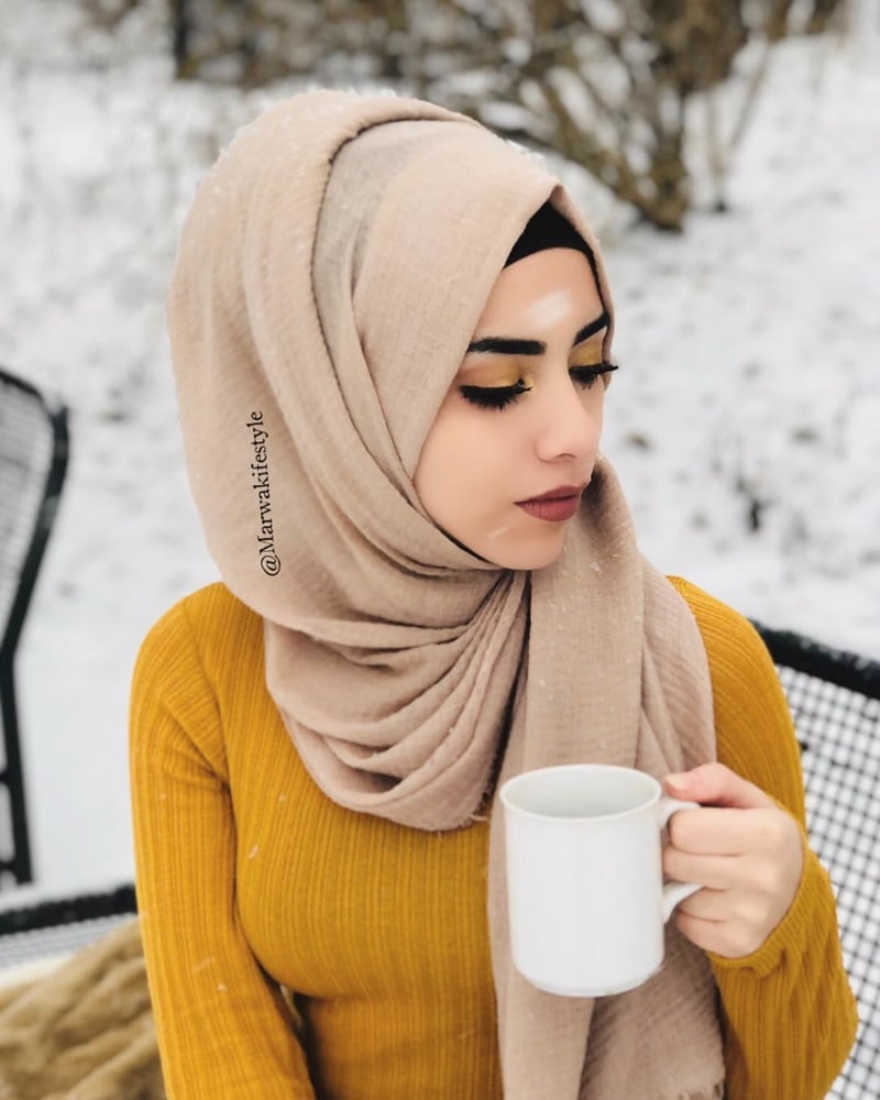 Sexy Syrian Instagram Hijab Lady #79722718