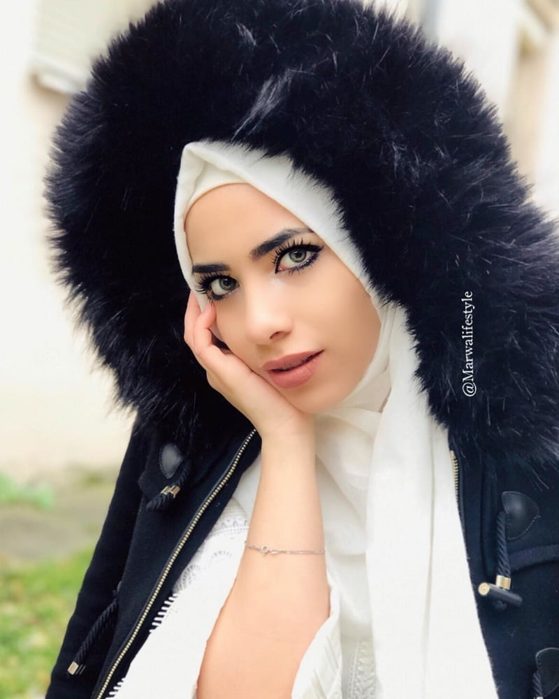 Sexy syrienne instagram hijab dame
 #79722719