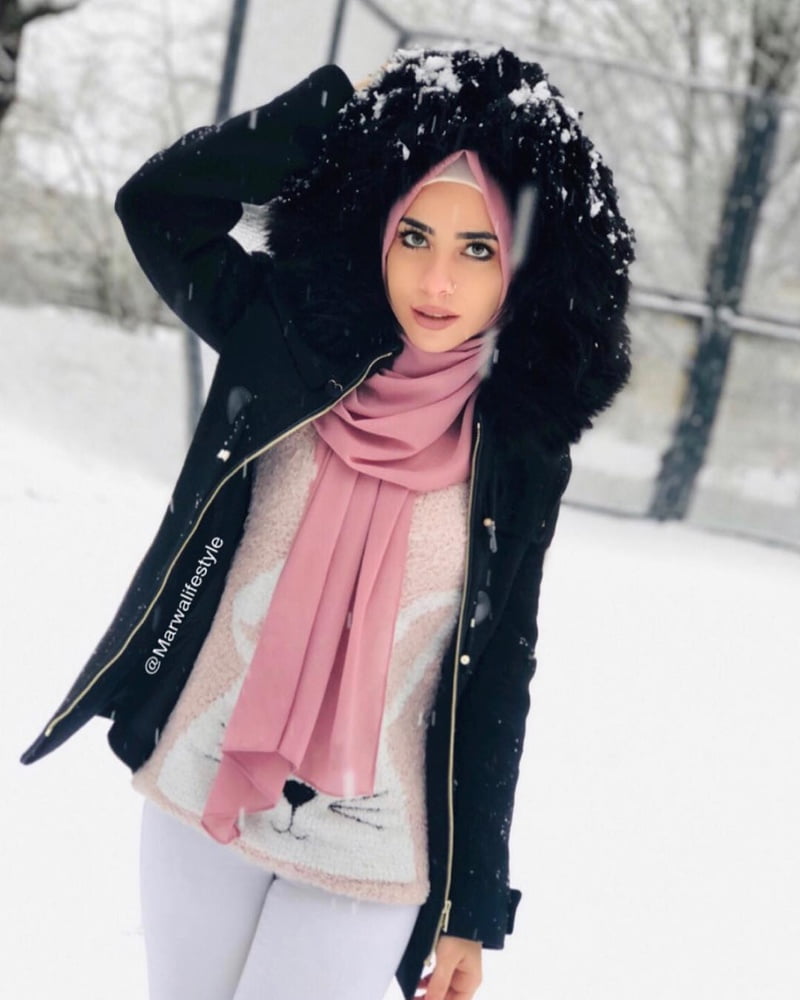 Sexy Syrian Instagram Hijab Lady #79722721
