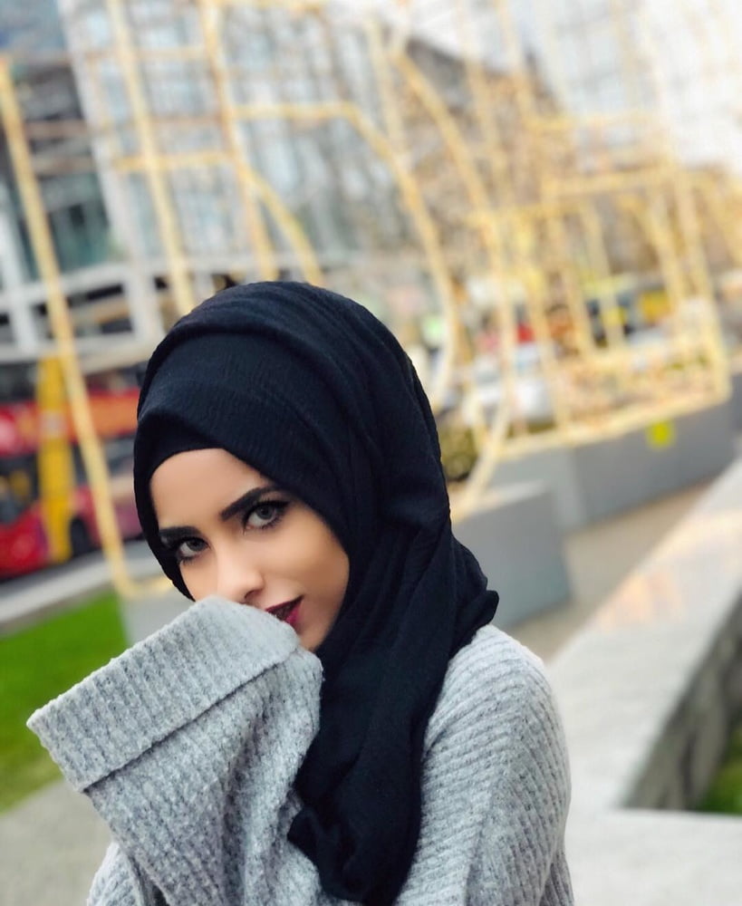 Sexy syrienne instagram hijab dame
 #79722725