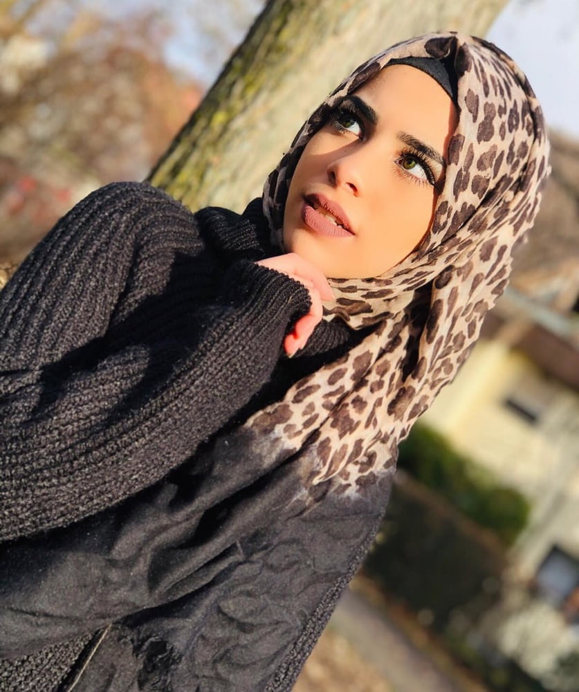 Sexy syrienne instagram hijab dame
 #79722726