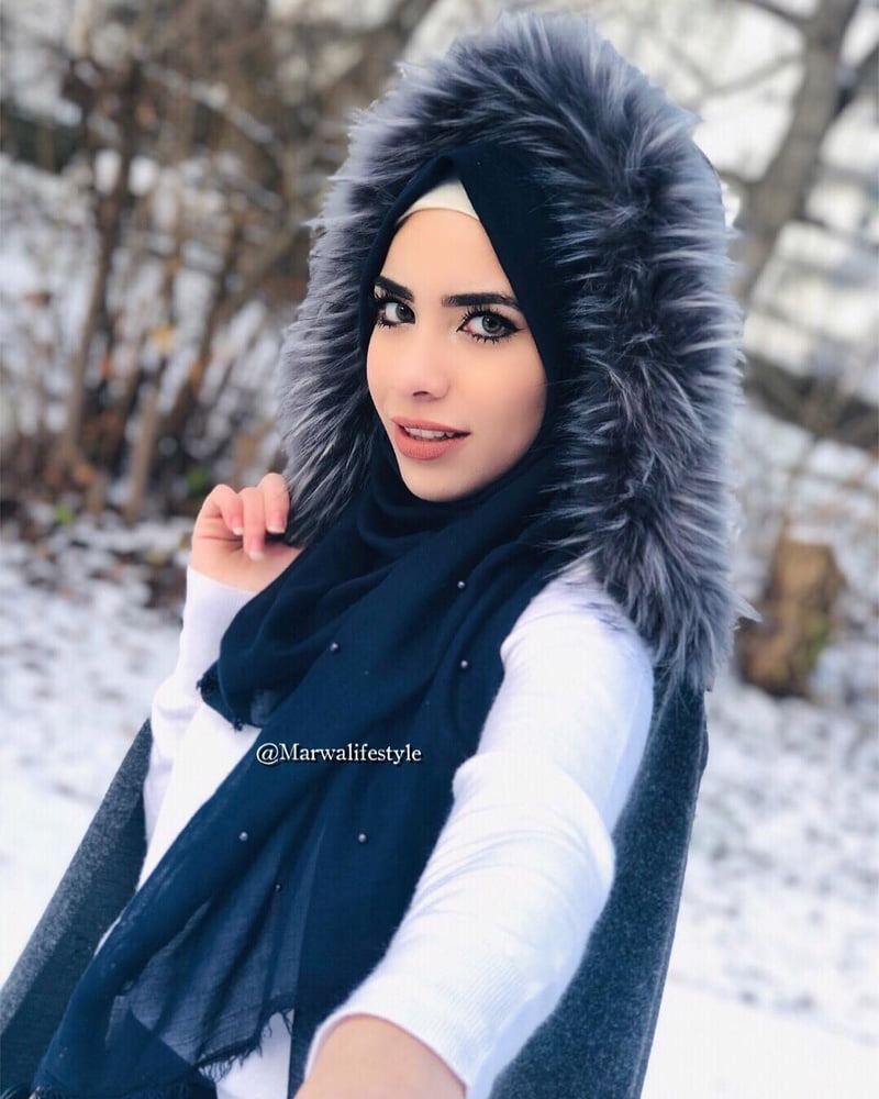 Sexy Syrian Instagram Hijab Lady #79722727