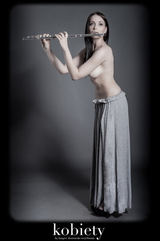 Músicos desnudos
 #102050188