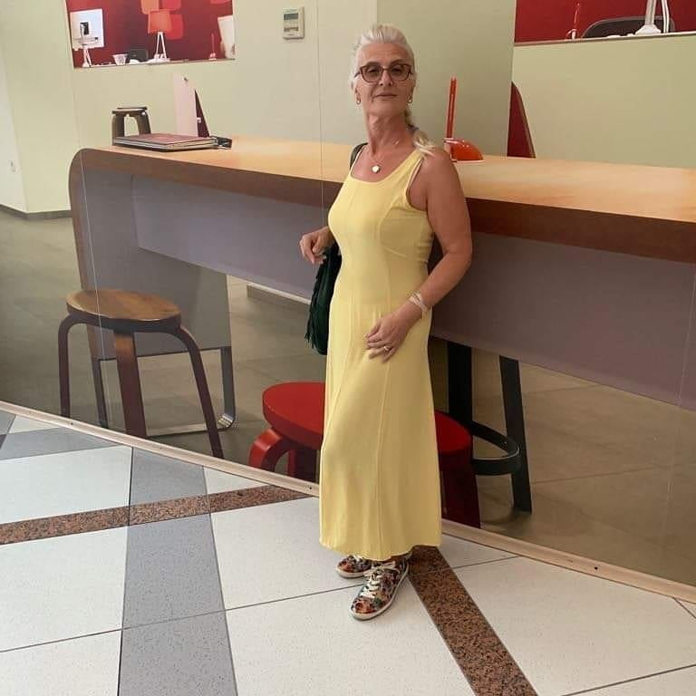 Schwiegermutter ihr Höschen
 #89470917