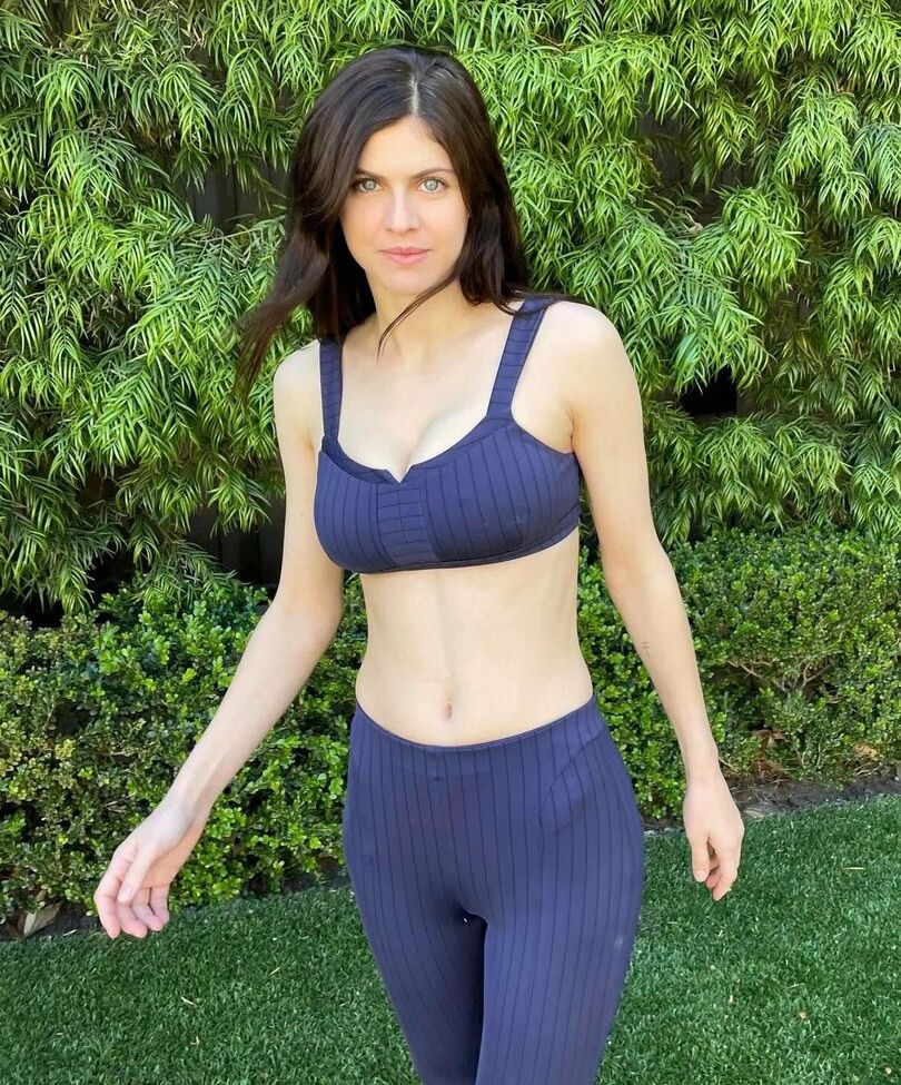 Alexandra Daddario nuda #107550545