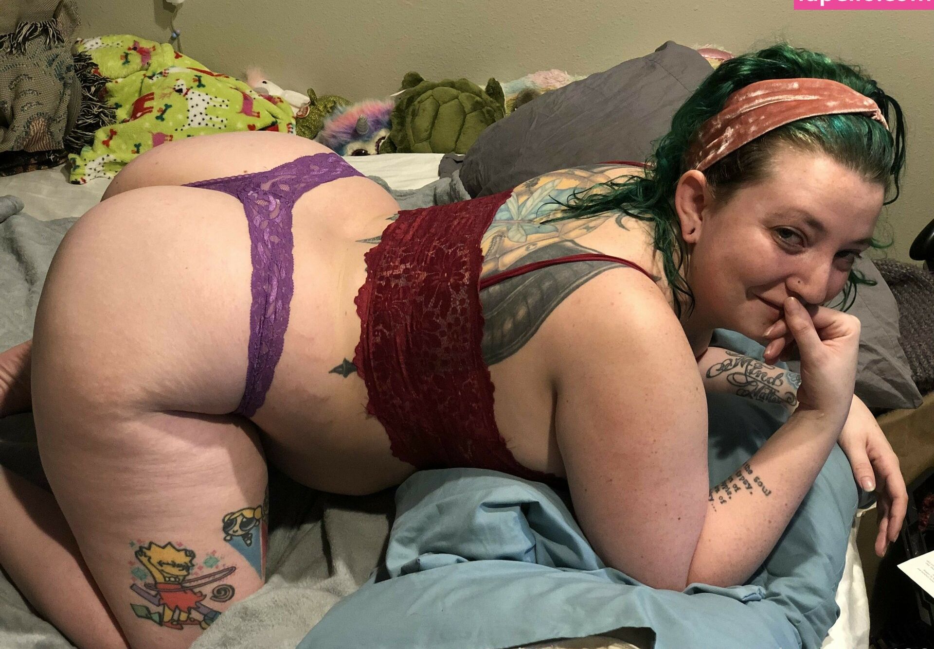 UnicornButtStuff desnuda #108679489