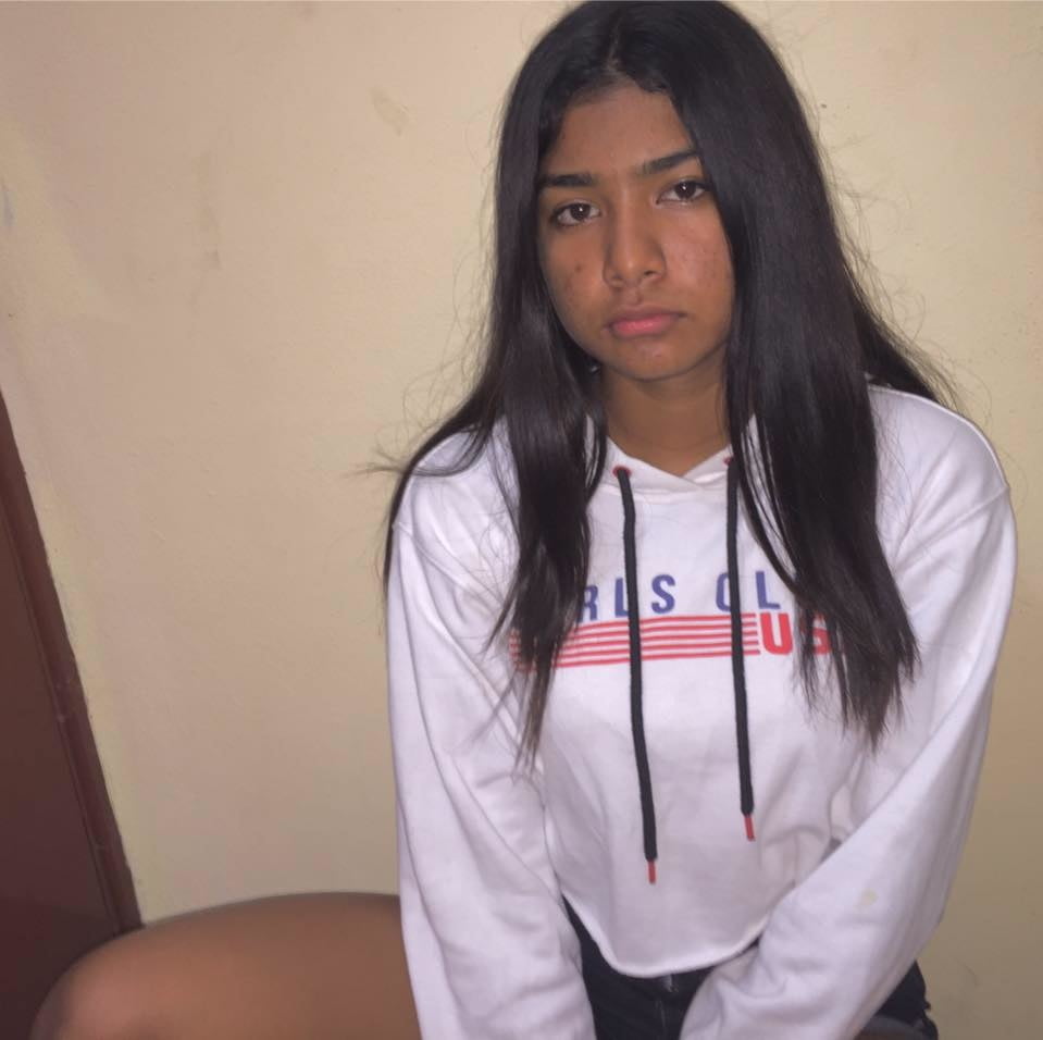 Kenia valenz - teen 1
 #87352489